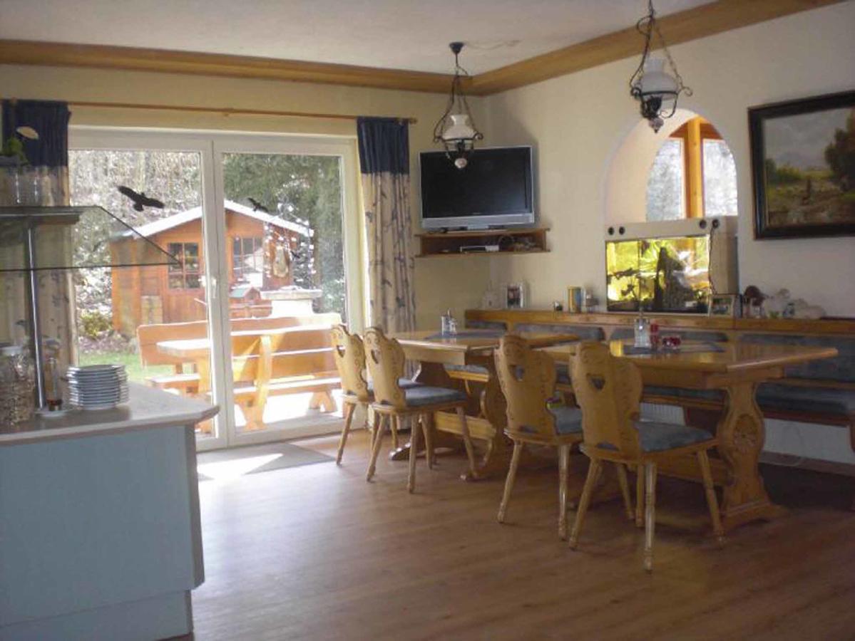 Pension Haus Am Heubach Бад-Штаффельштайн Екстер'єр фото